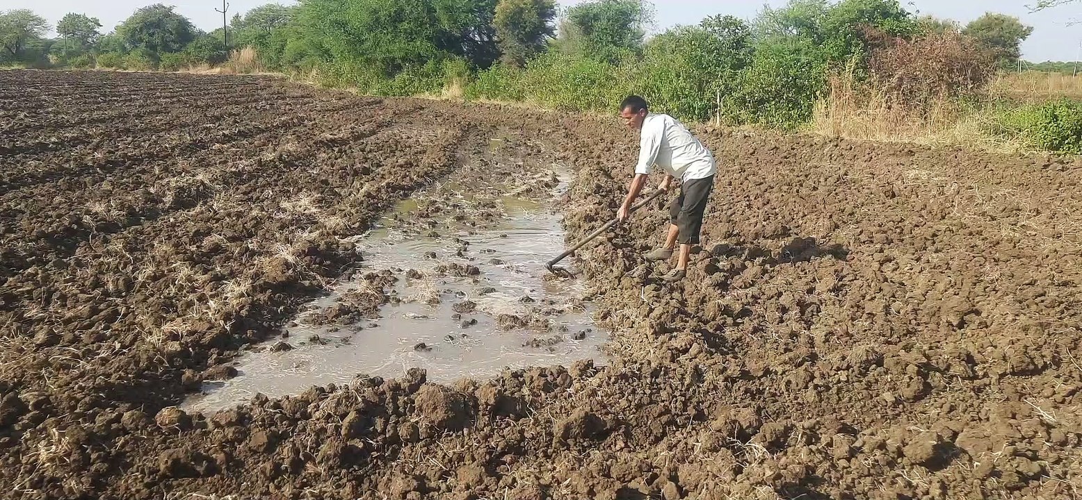 पथरीली जमीन से सिमटती योजना, किसानों को नहीं मिल रहा पूरा लाभ