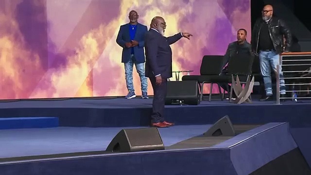 Serving Isn't Subservient - Bishop T.D. Jakes