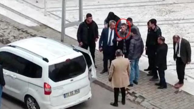 Son dakika: Batman'da hareketli dakikalar! Esnaf, kaçak kontrolüne gelen 3 DEDAŞ personelini silahla rehin aldı