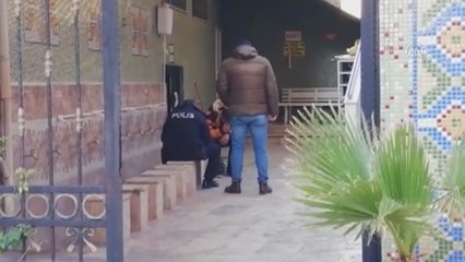 Cami tuvaletinde ceset bulundu