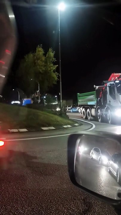 Traffino in tilt sulla vecchia Lecco-Ballabio Sp 62: oltre un'ora per percorrere 7 km
