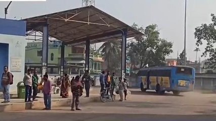 দঃদিনাজপুরঃ প্রশাসনিক তৎপরতা! বুনিয়াদপুর বাস স্ট্যান্ড থেকে চালু হল বাস চলাচল