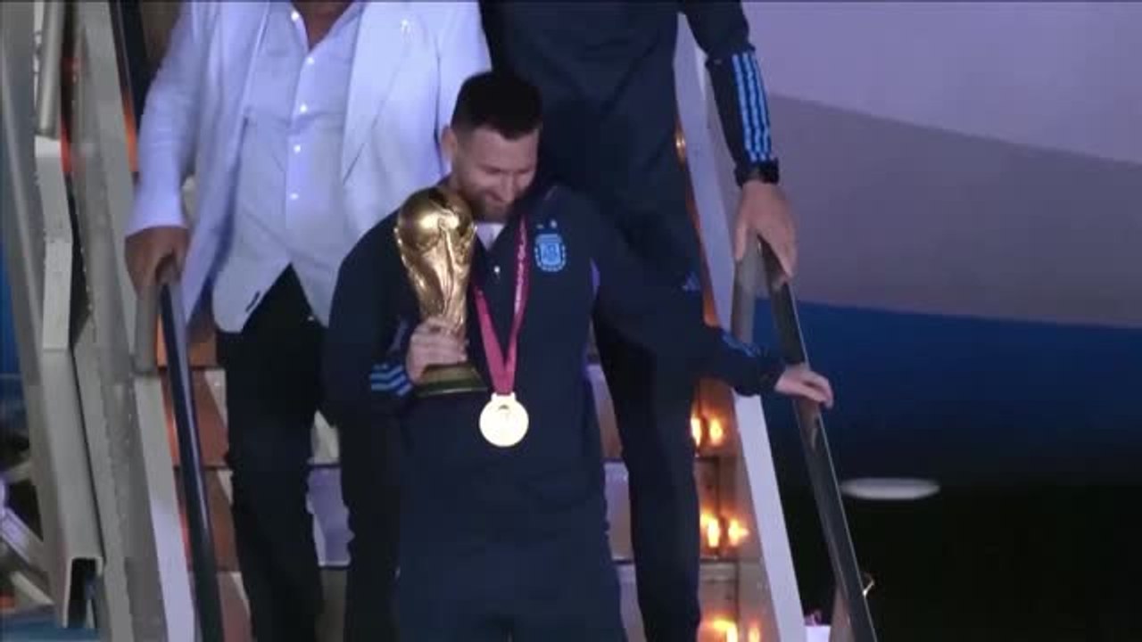 Argentine - Le grand retour de l'Albiceleste à l'aéroport de Buenos Aires