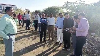 बांसवाड़ा कलक्टर अचानक पहुंचे सीएमएचओ कार्यालय, ड्रग हाउस पर चर्चा
