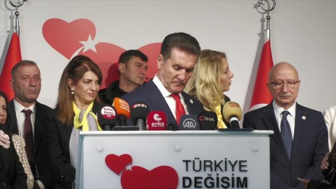 Mustafa Sarıgül: "Bir Siyasi, Bir Başka Partiyi Popülist Politika Yaparak Dışarıdan Yönetmeye Kalkmamalıdır"