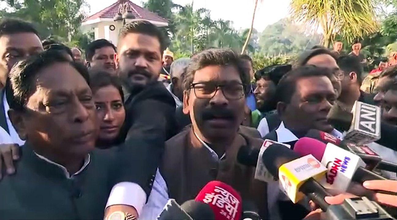 झारखंड में नियोजन नीति पर सियासी घमासान, मुख्यम...
