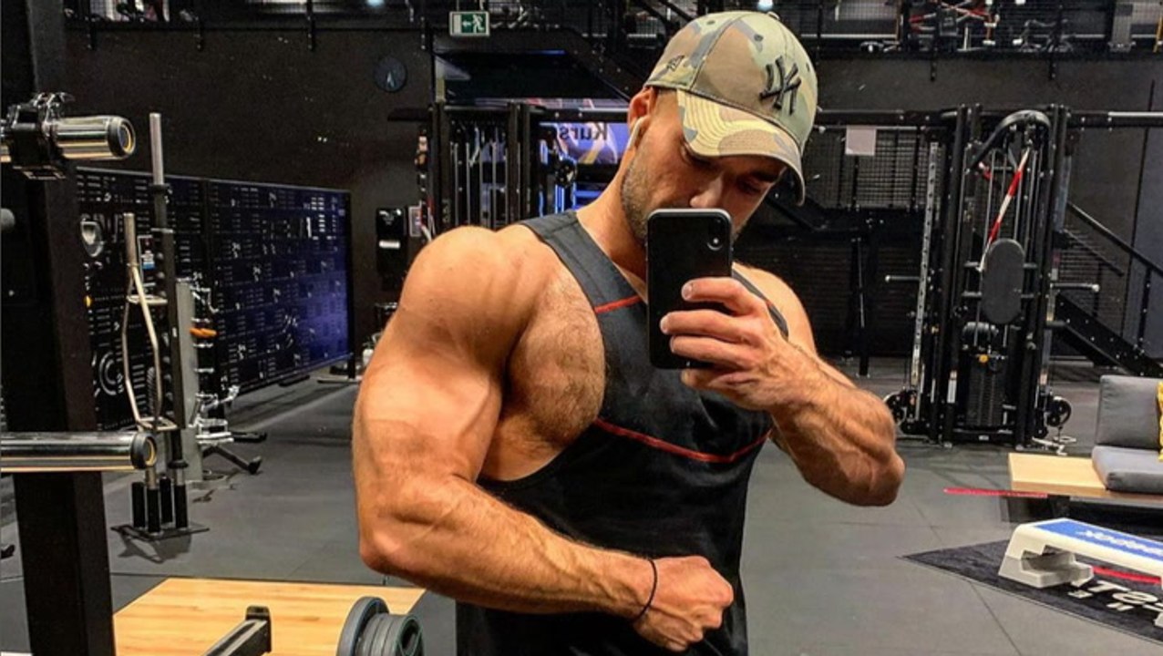 'Temptation Island'-Aleks hintergeht Christina : 'Zwei Freundinnen gleichzeitig'