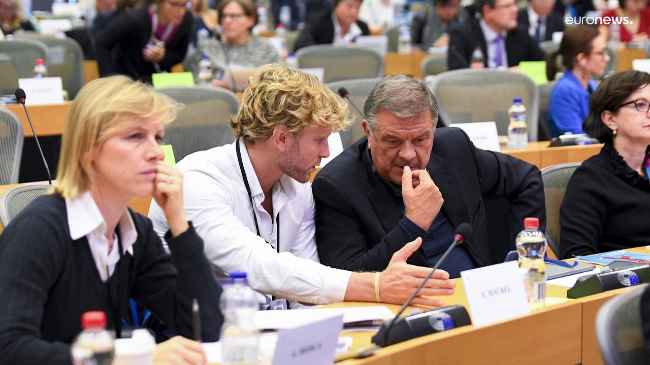 Taschen voller Geld: Was EU-Politikerin Eva Kaili gestanden hat