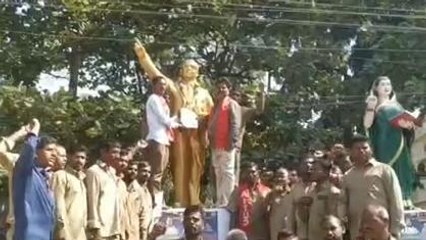 కామారెడ్డి: కేంద్ర రాష్ట్ర ప్రభుత్వాలు మొండి వైఖరి వీడాలి