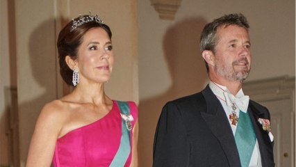 GALA VIDEO - Mary et Frederik de Danemark : le couple aperçu en Australie, au plus fort de la crise !