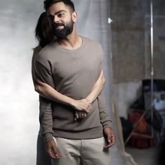 Virat Kohli with wife Anushka Sharma (video)