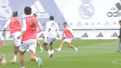 下载视频: Carvajal y Asensio regresan a Valdebebas