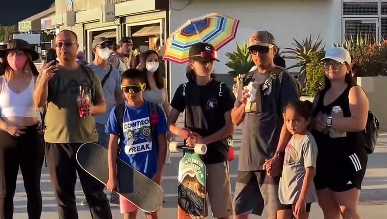 INCREDIBLE BEACH PERFORMANCE  Alan Walker - Darkside - Karolina Protsenko - Violin Cover