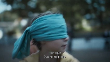 Un pequeño mundo (2021) - Trailer VOSE
