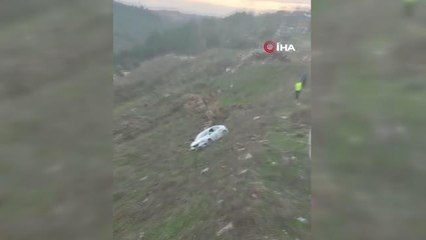 Kontrolden çıkan araç boş araziye uçtu: 1 yaralı