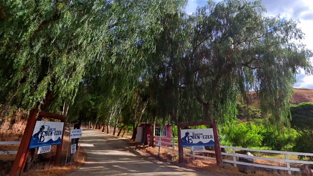 Unveiled: Surviving La Luz Del Mundo Saison 1 - Trailer (EN)