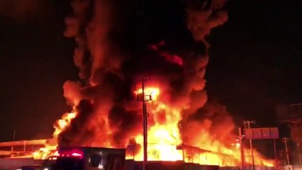 Bomberos controlaron el incendio de una recicladora ubicada cerca de la Nueva Central Camionera