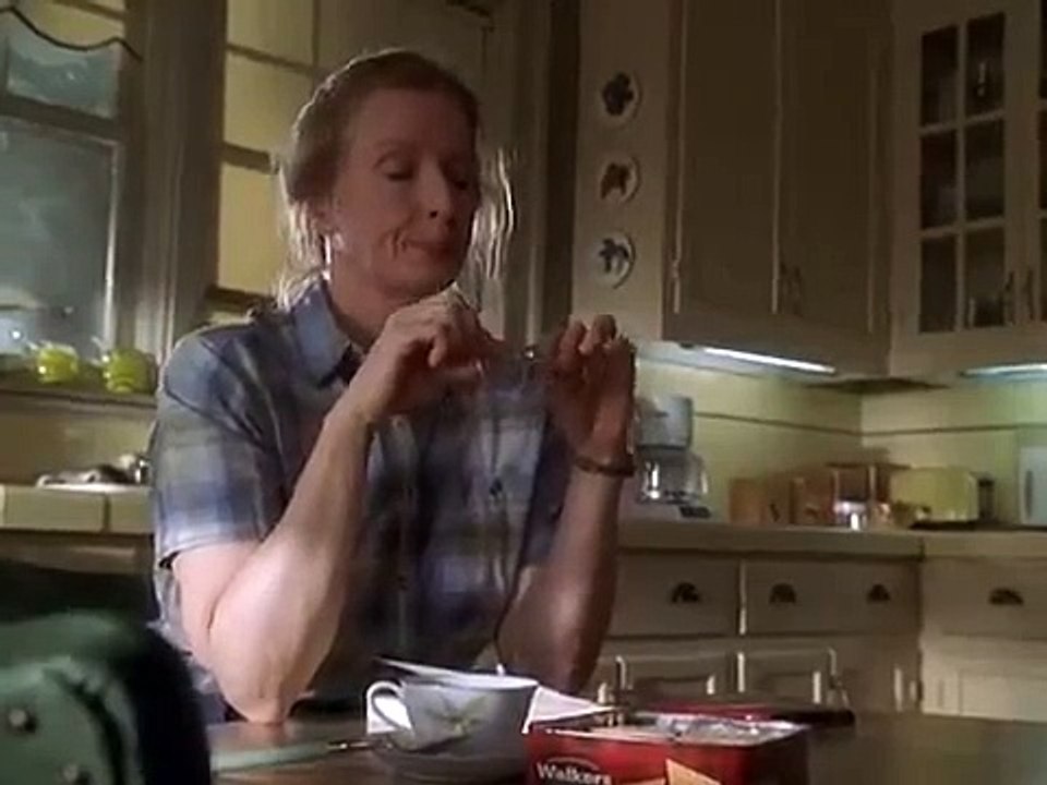 Six Feet Under - Se2 - Ep01 - In The Game HD Watch HD Deutsch