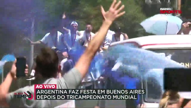 Seleção da Argentina desfila nas ruas de Buenos Aires 20/12/2022 15:04:58