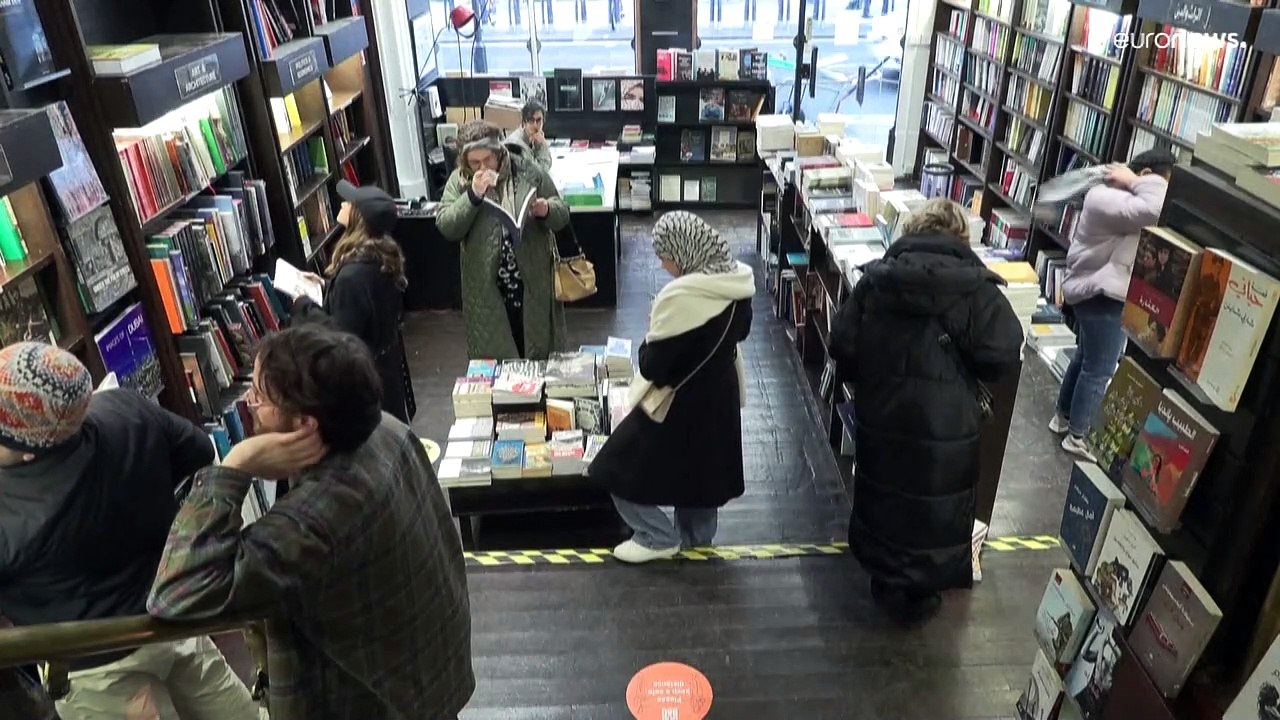 Londra, storica libreria specializzata sul Medio Oriente chiude i battenti