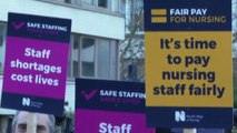 In Gran Bretagna storico sciopero nazionale degli infermieri