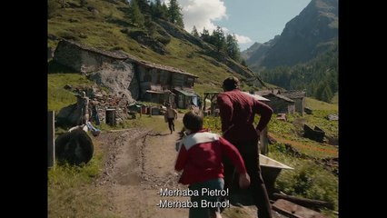 Les Huit montagnes Bande-annonce (TR)