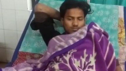 Télécharger la video: बाराबंकी: अज्ञात वाहन ने बाइक को मारी टक्कर, दो गंभीर घायल जिला अस्पताल में भर्ती