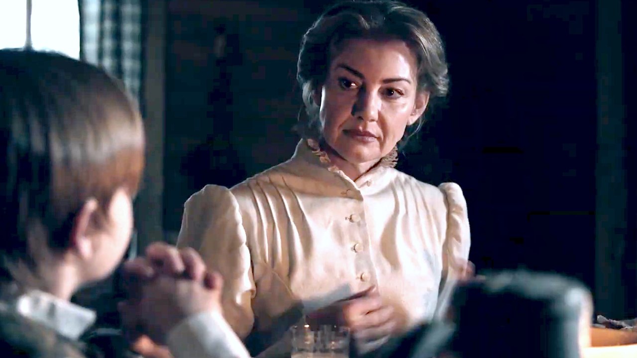 Help Daddy in This Scene from Paramount+’s Yellowstone with Faith Hill