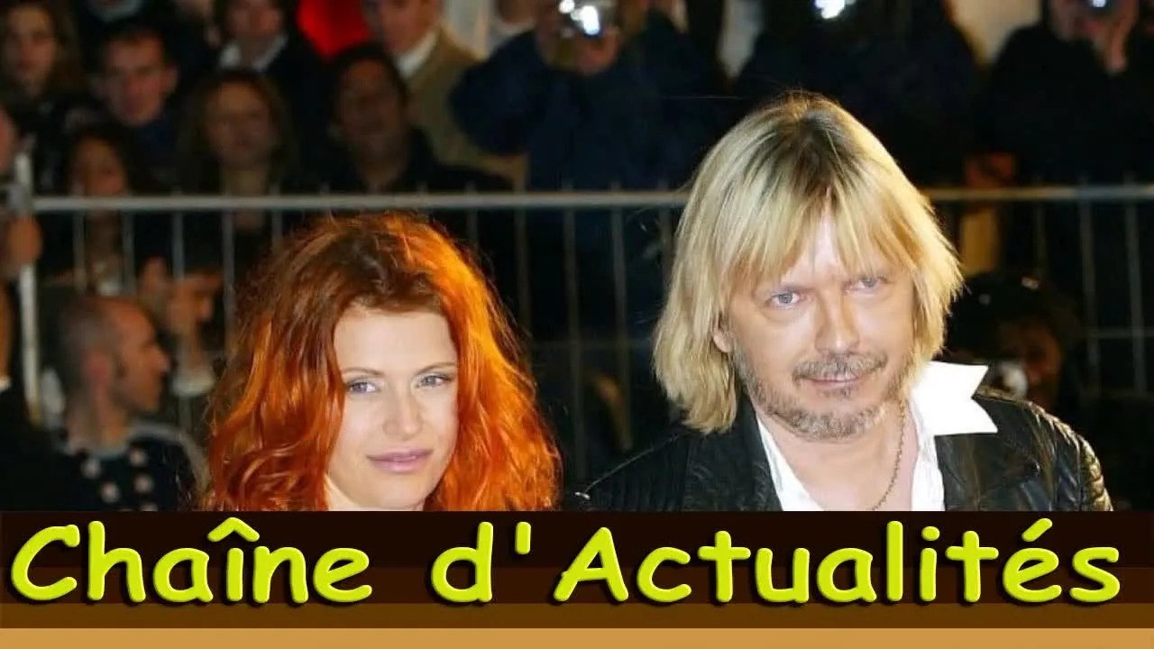 Renaud avec sa fille Lolita lovée dans ses bras  :d'adorables photos de Noël ressurgissent