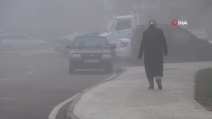 Elazığ'da sis etkili oldu, görüş mesafesi yer yer 5 metreye kadar düştü