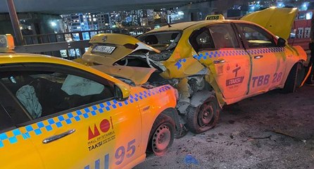 TEM Otoyolu’nda arızalanan taksiye arkadan gelen taksi çarptı