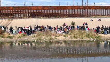 USA: Aufhebung von umstrittener Abschieberegelung verschoben