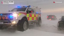 شاهد: مئات المسافرين تتقطع بهم السبل في مطار آيسلندي وسط عواصف ثلجية قوية