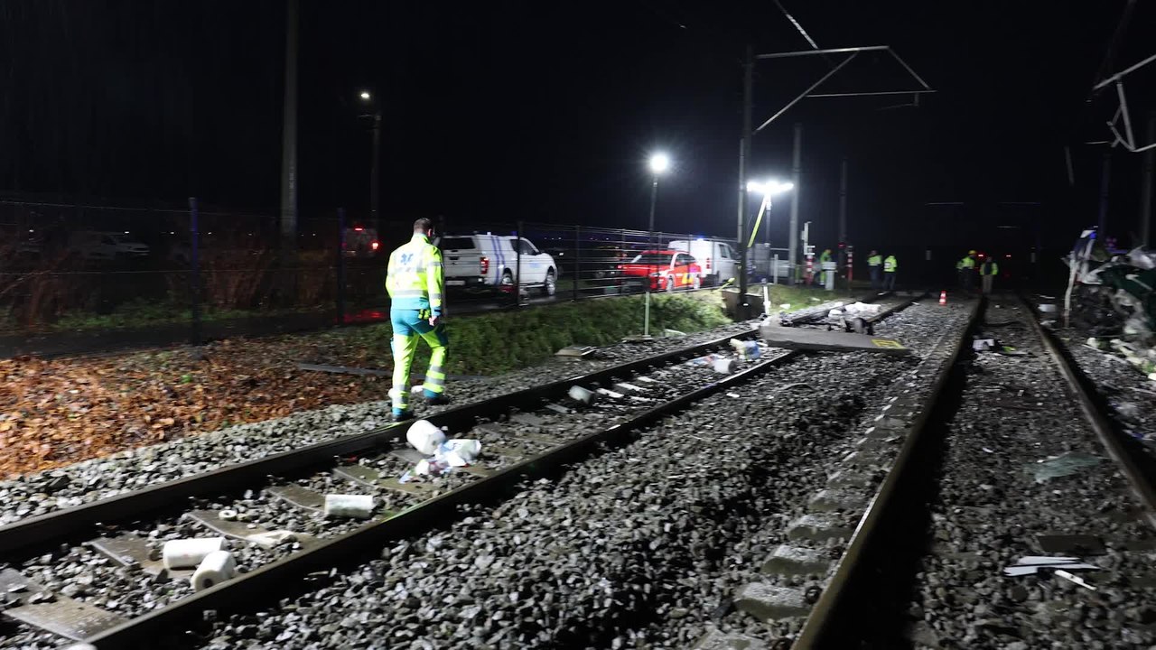 Un train percute un camion à plus de 100 Km/h au passage à niveau