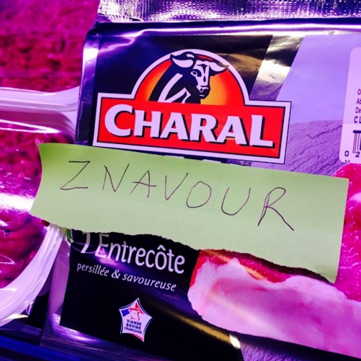 Ils détournent les marques pour faire de subtils jeux de mots