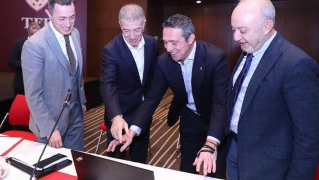 Türk futbolunda ilk kez hayata geçti! Süper Lig hakem ataması kulüp başkanlarıyla yapıldı
