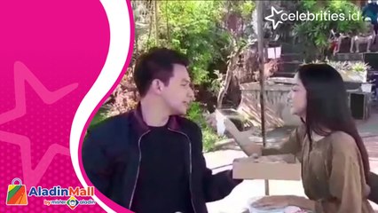 Download Video: Jonathan Frizzy dan Ririn Dwi Ariyanti Makin Dekat, Pacaran