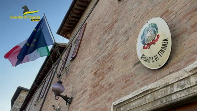 Fiamme Gialle scoprono otto assenteisti ente pubblico di Urbino