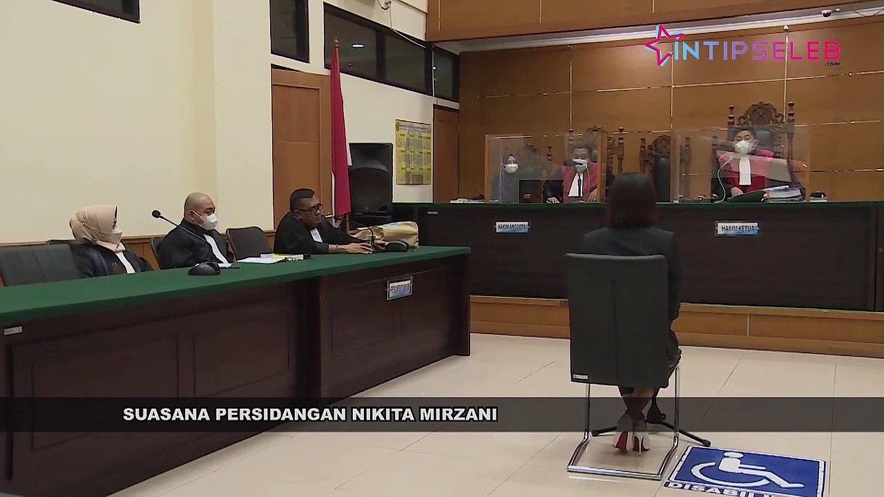 Momen Nikita Mirzani Bersitegang dengan JPU