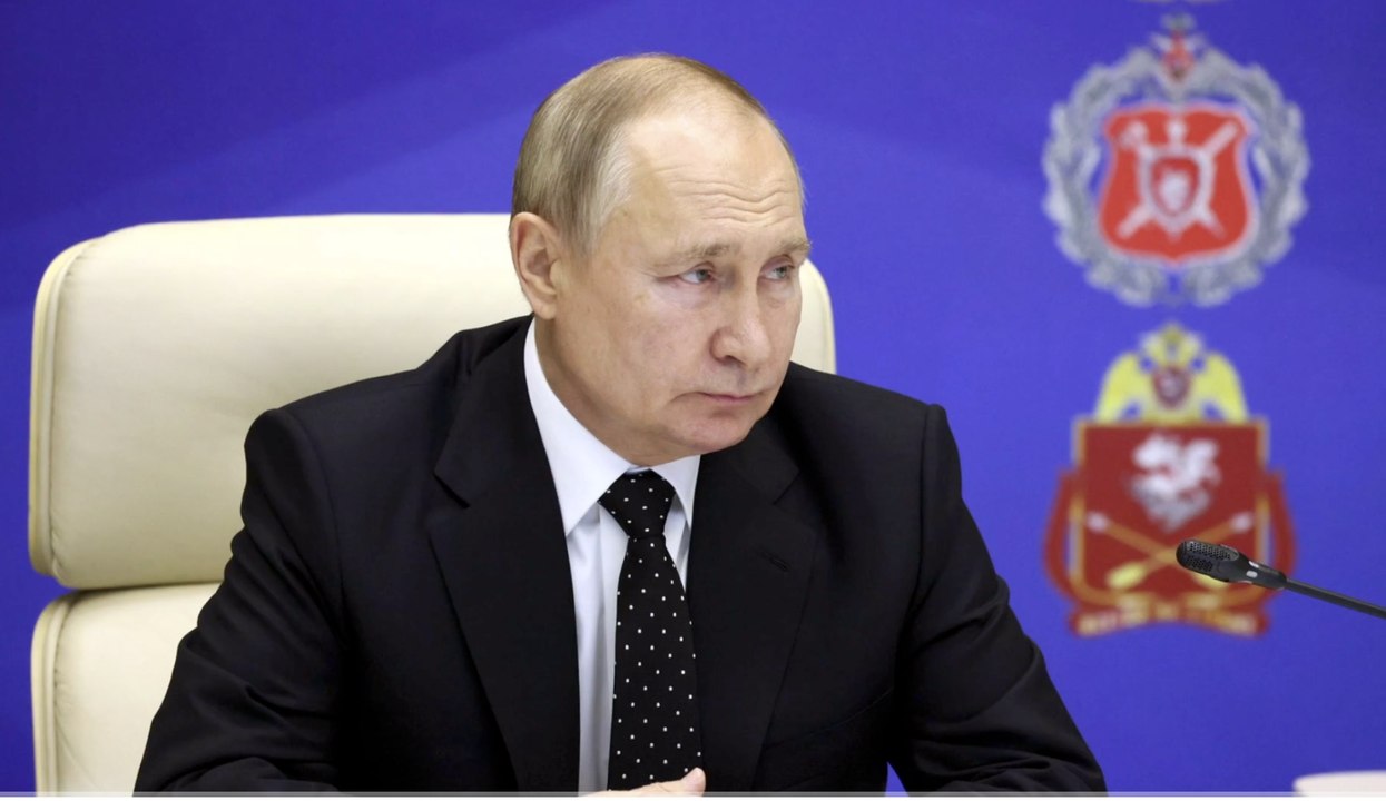 Putin verspricht Armee alles, was sie will!