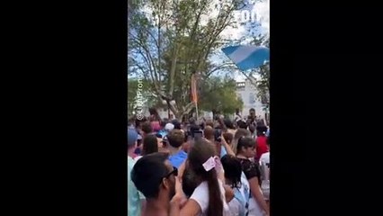Kylian Mbappé représenté sur un cercueil en flamme en Argentine : les Français fous de rage ! (vidéo)