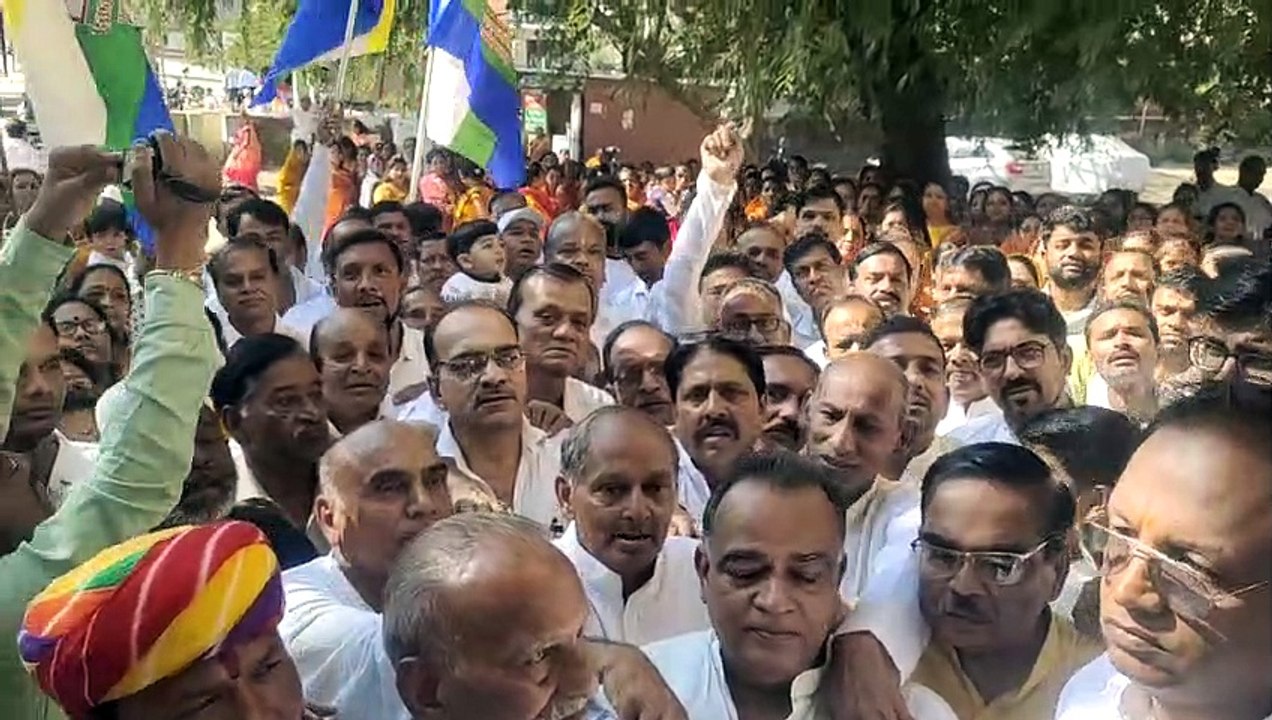 एकजुट हुए समाजजन, निकाली रैली, जताया विरोध