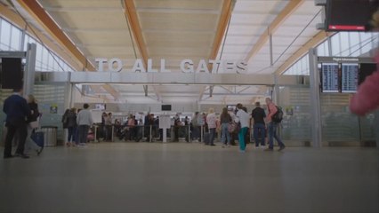 TSA Prepares for the Holiday Rush — These Are Their Tips for a Smooth Travel Experience