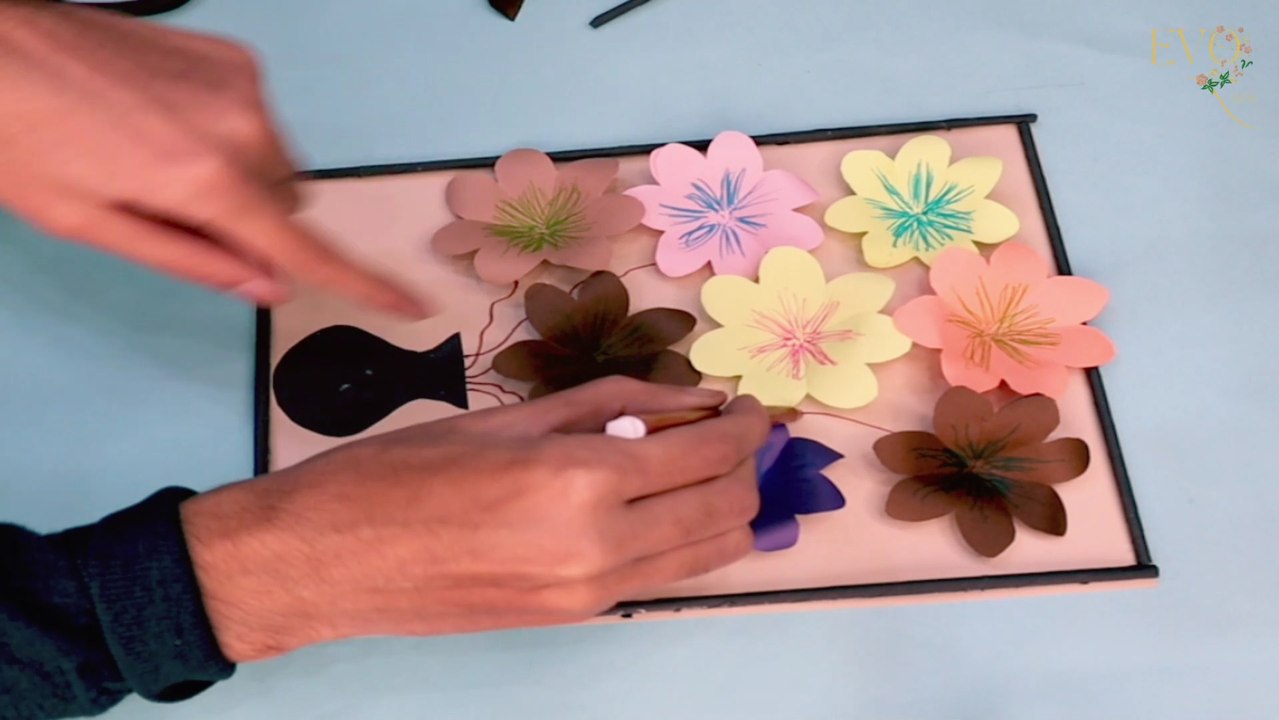 Beautiful Wall Hanging Craft Using Plastic Spoons / Paper Craft For Home Decoration / DIY Wall Decor