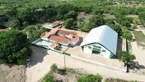 Com R$ 500 mil próprios, prefeitura de Monte Horebe avança na construção de ginásio na zona rural