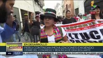 Ciudadanos peruanos marchan en rechazo a la permanencia del Congreso hasta 2024
