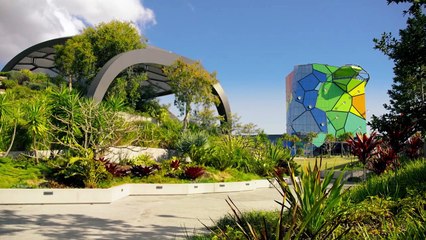 A Royal in Paradise Bande-annonce (EN)