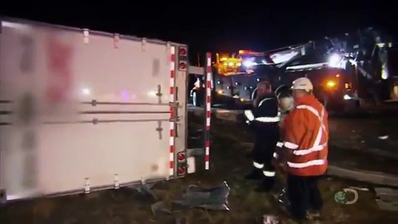 Heavy Rescue - 401 - Se3 - Ep12 - We're Not Safe Here HD Watch HD Deutsch