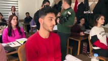 Kılıçdaroğlu, üniversiteye hazırlanan öğrencilerle sohbet etti: Emeklerinizi Türkiye’ye verirseniz; yurt dışına gideyim demezseniz, çok daha güzel bir sonuç çıkacak