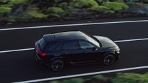 The new Audi SQ8 e-tron in Mythos Black Driving Video